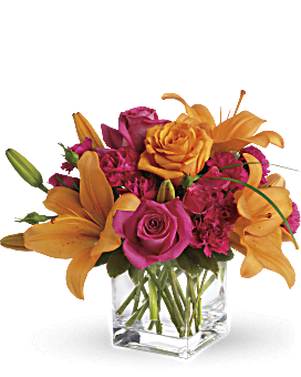 Teleflora's Uniquely Chic